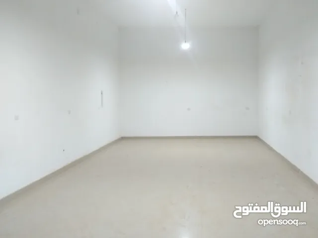 محلات لايجار تاجوراء طريق المجمع الصناعي مقابل جامع سيدي عبدالكريم