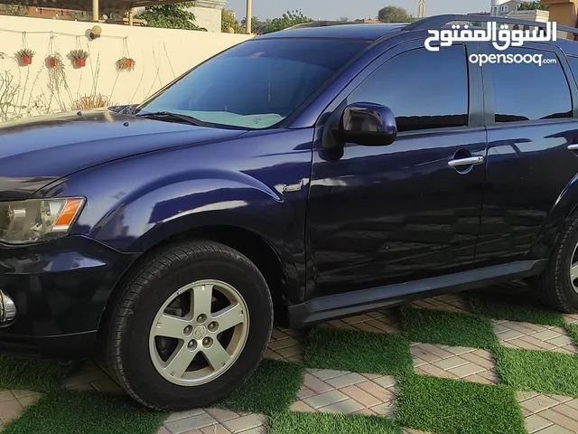 Mitsubishi Outlander, 2011,4WD, 2.4L, CVT, Cruise Control, Sunroof, New Tyres, 360000KM,