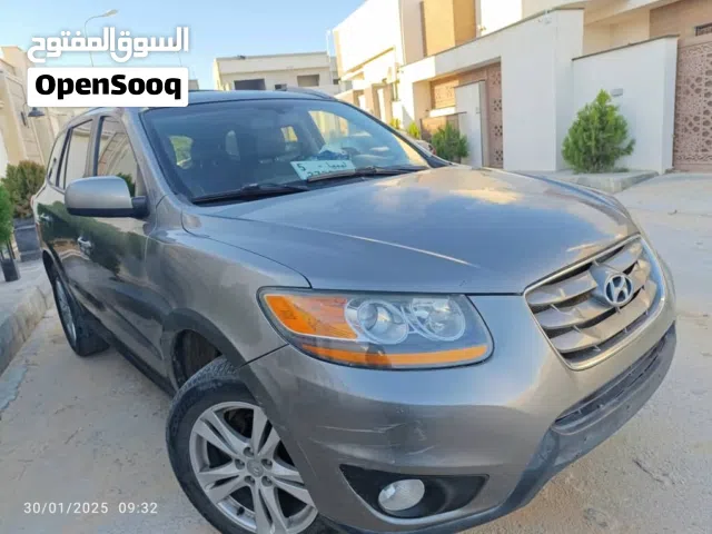 Used Hyundai Santa Fe in Tripoli