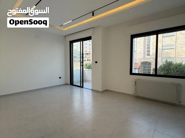 شقة طابق اول ، طابق الثاني سوبر ديلوكس بأجمل مناطق المدينة الرياضية