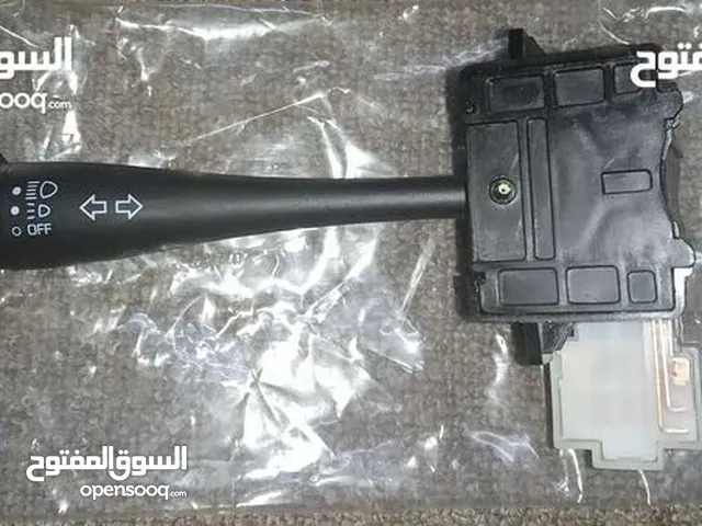 للبيع قطع غيار نيسان بترول ، بعض قطع الأخرى اقراء الوصف