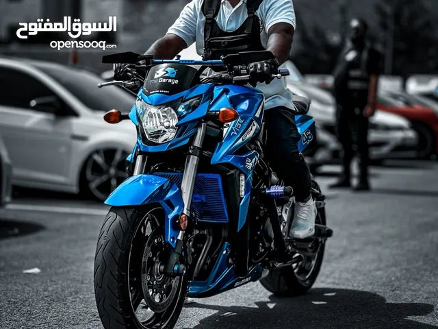 دراجة سوزوكي 750 gsr للبيع