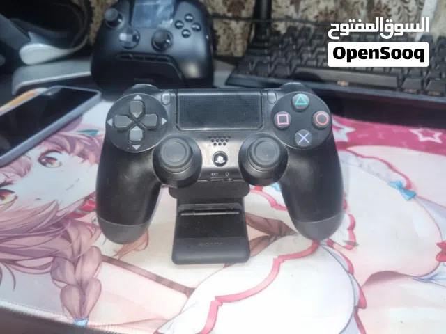 يده ps4 مال الجهاز وذا مو مال الجهاز مرجوعه