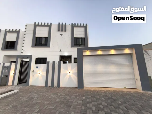 Al safa market on road villa  near everything villa .....