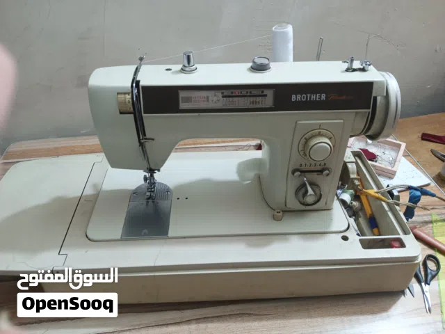 ماكينة خياطة Brother ياباني أصلي موديل قديم قوي (Heavy Duty) تعمل بشكل جيد