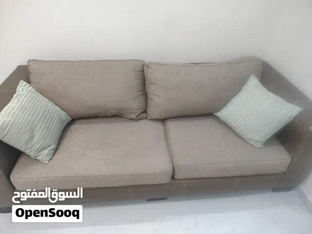 كنب حاله ممتازه 4 اشخاص