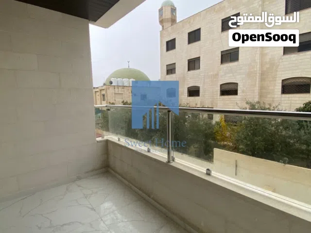 شقة فاخرة للبيع في الرابية  - قرب شارع المدينة المنورة وديوان المحاسبة طابق ثاني 170م لم تسكن
