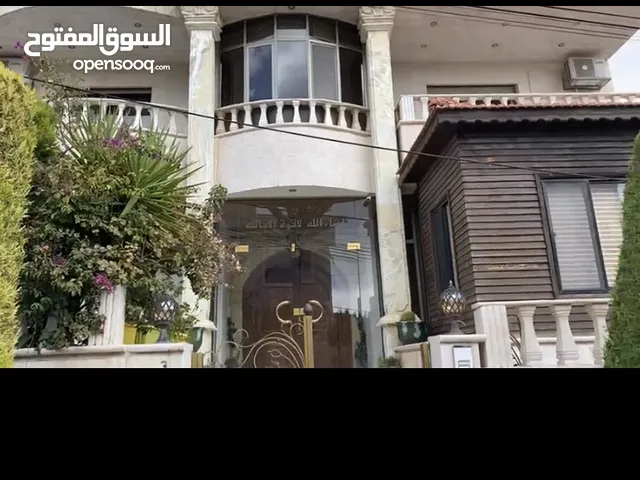 1400m2 More than 6 bedrooms Villa for Sale in Amman Dabouq