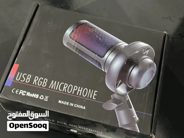 مايكروفون ألعاب USB RGB للبيع شبه جديد