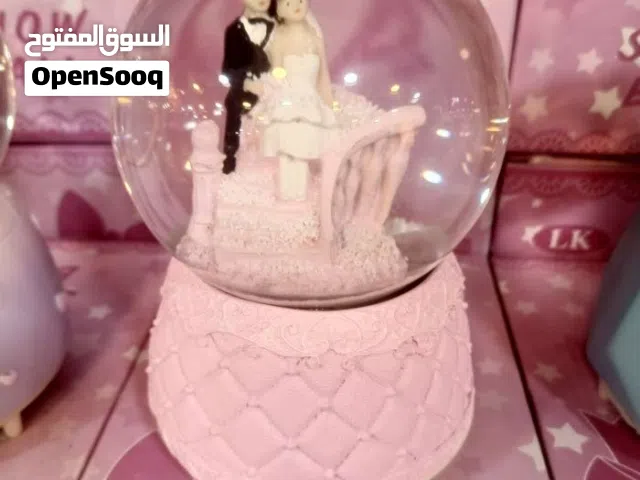 كرة ثلج كرستال  دواره مع موسيقى وحبيبات متحركه   كره الثلج  لاحلى هديه