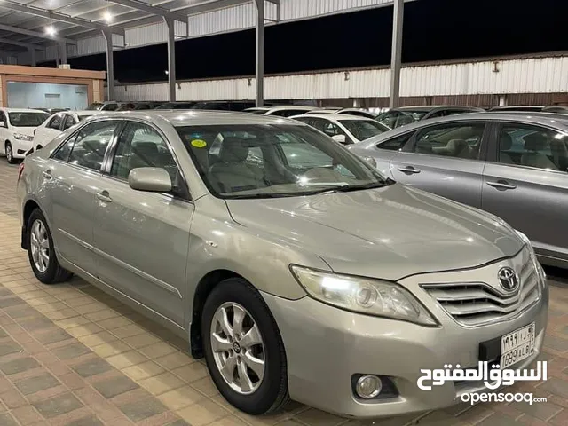 Toyota Camry XLE in As Sulayyil