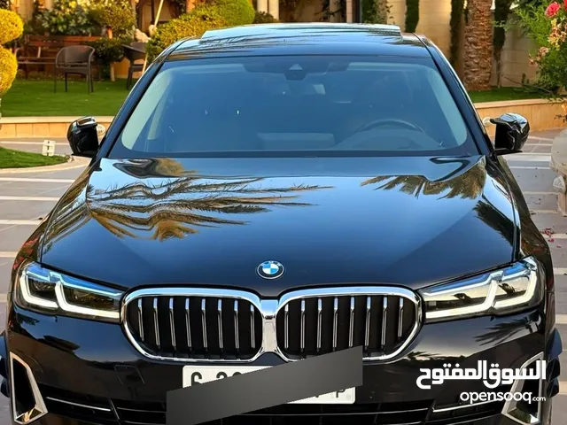 من الوكيل BMW 530e بسعر خيالي