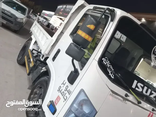 Box Daihatsu 2015 in Jeddah