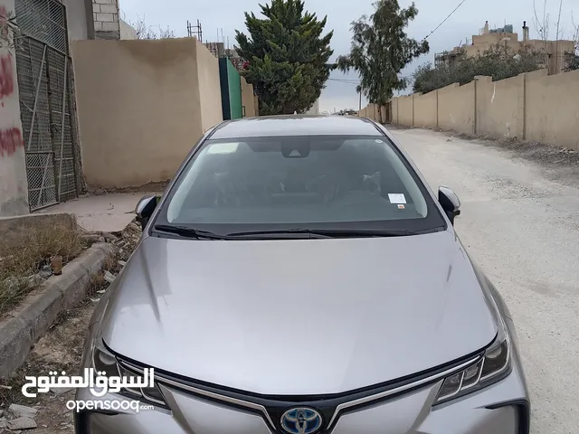 تويوتا كورولا للبيع مقسطه باقي عليها 5 الاف