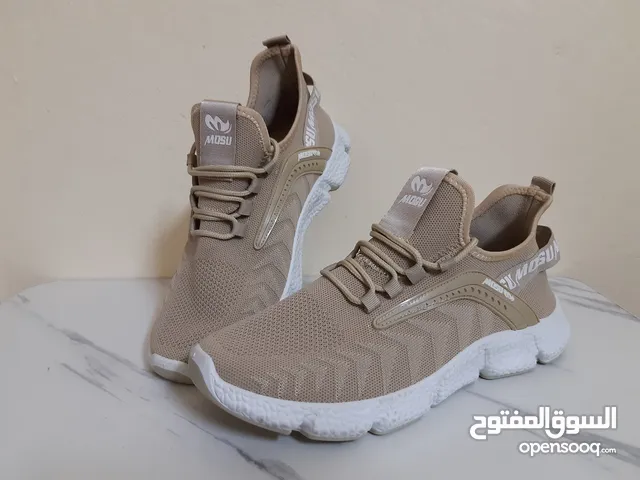 حذاء رياضي أصلي