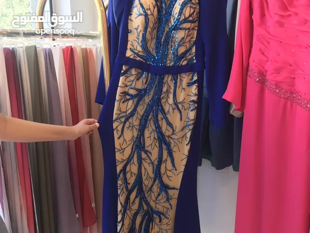 فستان سهرة