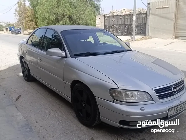 Opel Omega 2000 in Zarqa