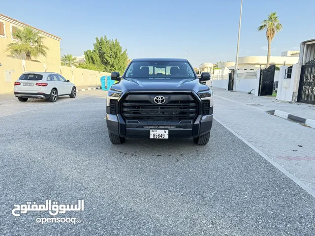 Toyota Tundra SR5 in Sharjah