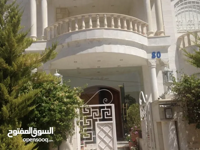 950 m2 More than 6 bedrooms Villa for Sale in Amman Dabouq