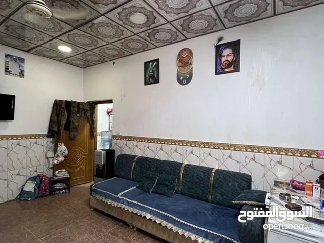 164 m2 5 Bedrooms Townhouse for Sale in Basra Al-Tamimiya