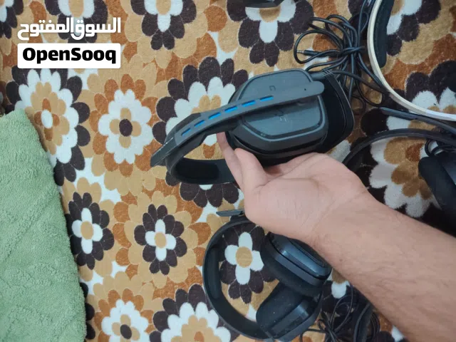 سماعه محيطيه A10 نضيفه كلش ما بيه أي خلل ولا أي زلغ شرط الفحص