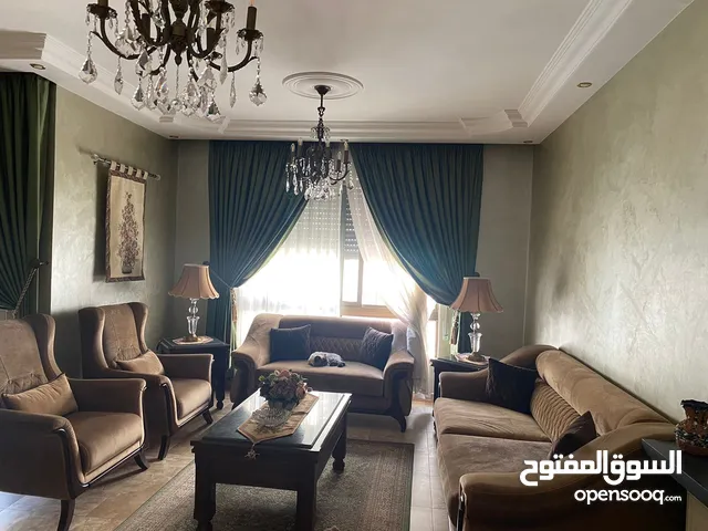 195 m2 3 Bedrooms Apartments for Sale in Amman Khalda
