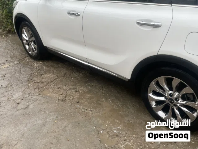2020 Kia Sorento Standard