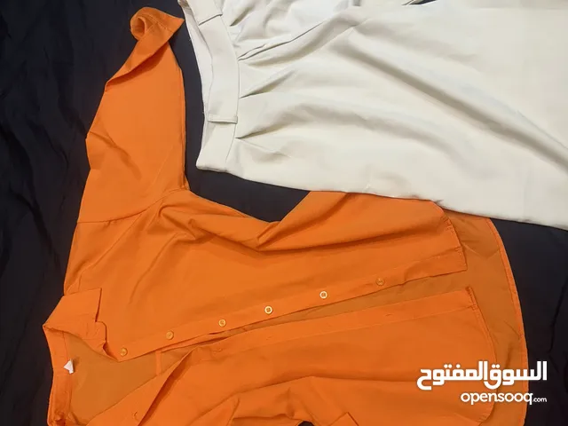 ملابس نسائي