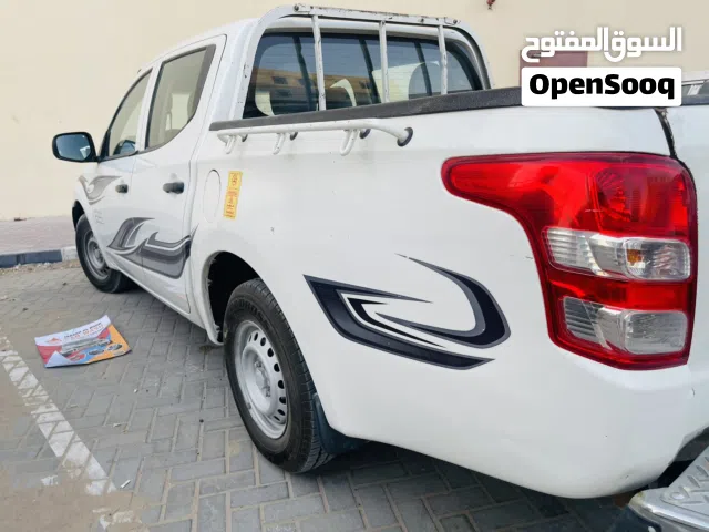 Mitsubishi L200 Double cabin 2016 excellent condition