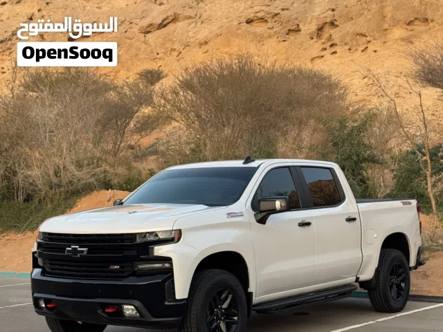 2021 شيفروليه سلفرادو 1500 LT Trail Boss
