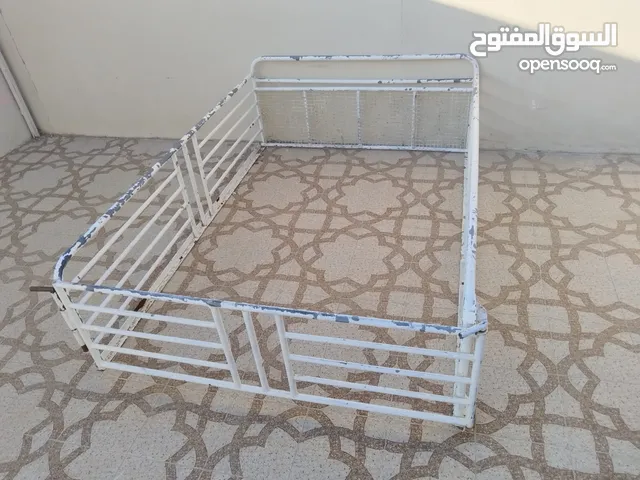 أسياخ حديد تركب على كريل بيكب هايلوكس 2016 وفوق