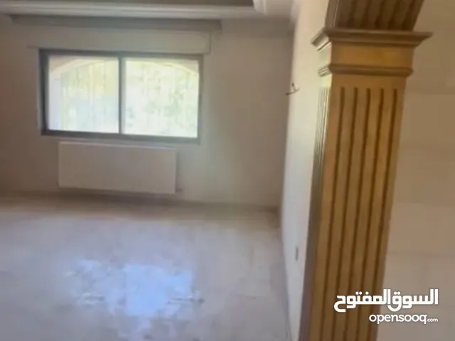 47017\ فيلا للبيع بموقع حيوي وبسعر مميز