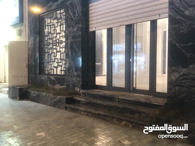 Semi Furnished Showrooms in Misrata Tripoli St