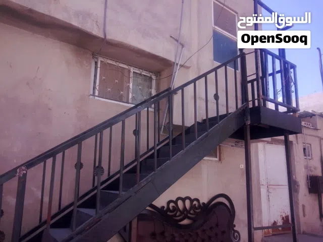 درج.حديد شبه جديد ستعمال بسيط للبيع ب210 غساله نوع ارستون شبه جديده ب70 السعر النهائي التواصل 07809