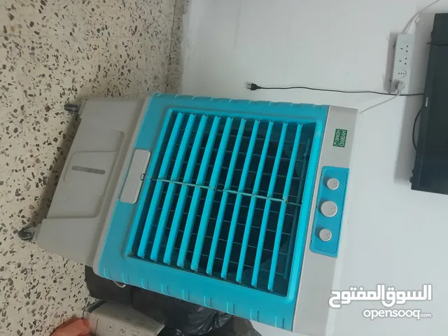 مستعمله كويسه كثير ما فيها شيء نظيفه وادواتها ممتازه كاون لالها سعر 50 الى 60 وسعرها مناسب للجميع وا