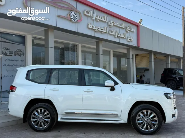 تويوتا الدفع الرباعي لاندكروزر 2026 Gxr على الزيروا