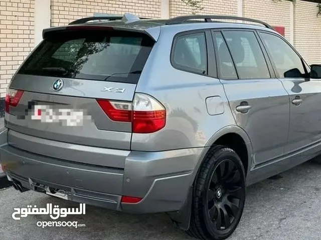 BMW نظيف وبحالة ممتازه