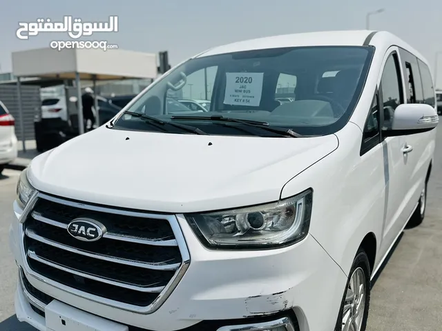 Jac M4 2020 (9 seats)