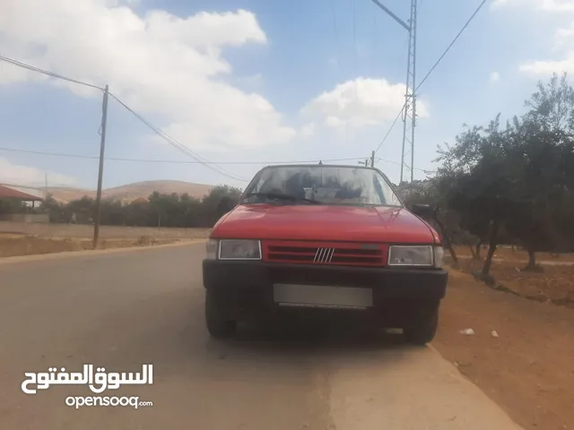 فيات اونو 1992