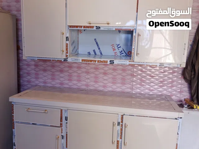 كاونتر متر ونص مبطن نظيف