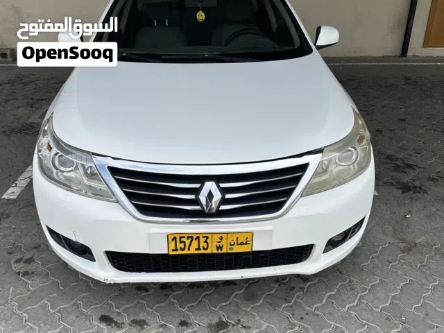 2012 رينو سافران Standard