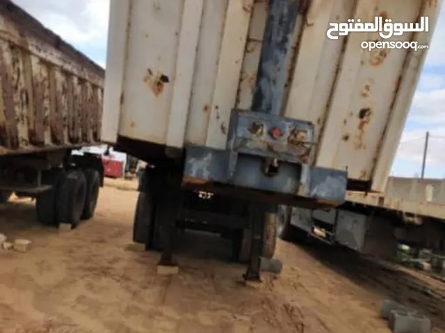 فاقون تلات صالات للبيع الصنع سوريا 33 متر