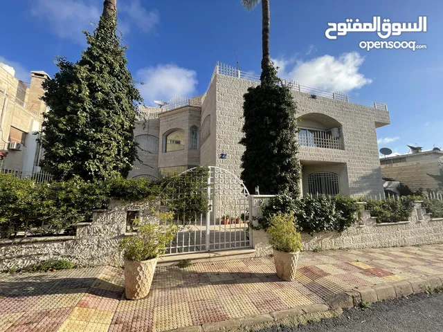 1000 m2 More than 6 bedrooms Villa for Sale in Amman Abdoun