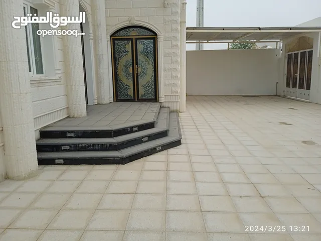 800 m2 More than 6 bedrooms Villa for Rent in Al Wakrah Other