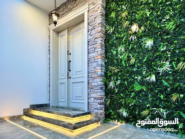230 m2 4 Bedrooms Townhouse for Sale in Tripoli Ain Zara