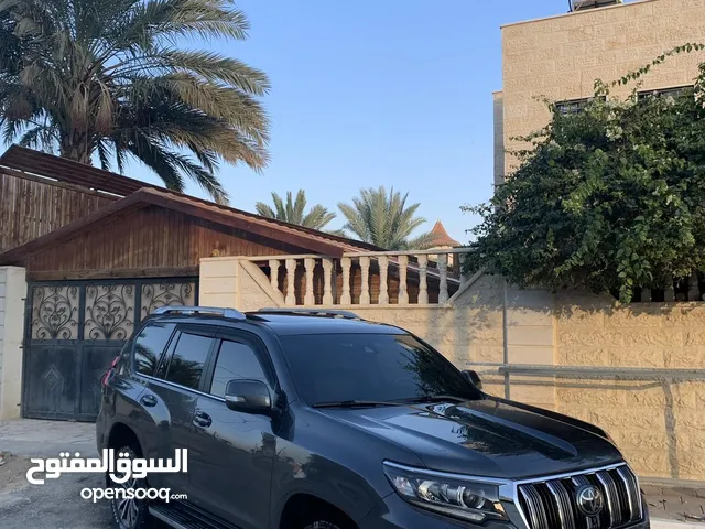 جيب لند كروز