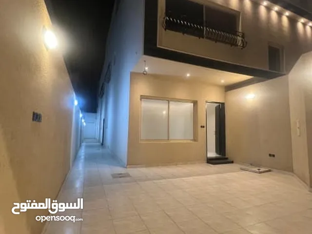 300 m2 More than 6 bedrooms Villa for Sale in Al Riyadh Ash Shafa