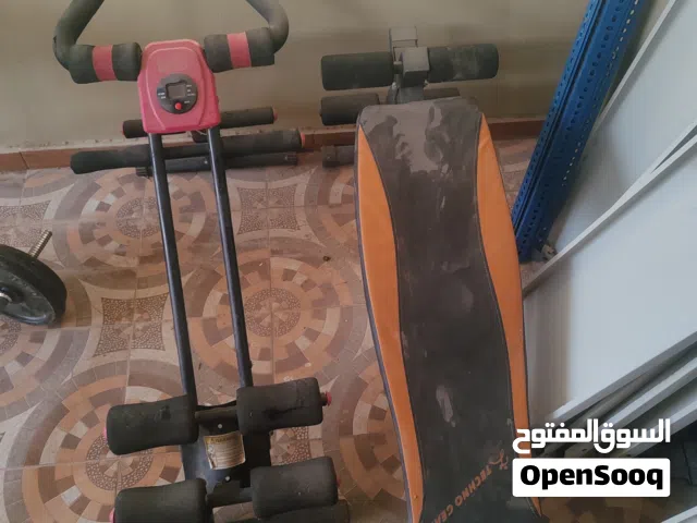 اجهزة تمارين للبطن شبه جديده مستخدمه فتره بسيطه 25 ريال 2 مع بعض