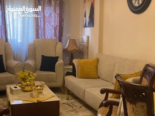 170 m2 3 Bedrooms Apartments for Sale in Ramallah and Al-Bireh Baten AlHawa