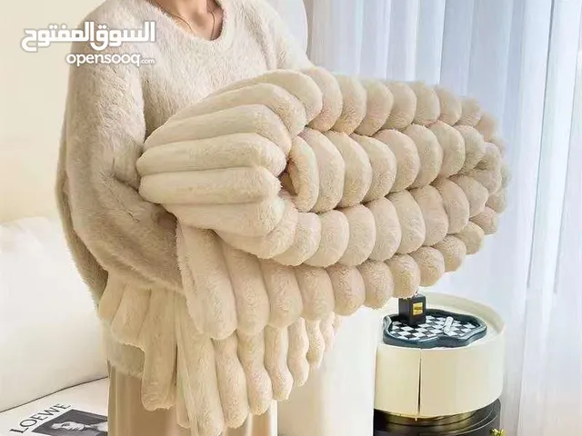 بطانيات ماركات مختلفة